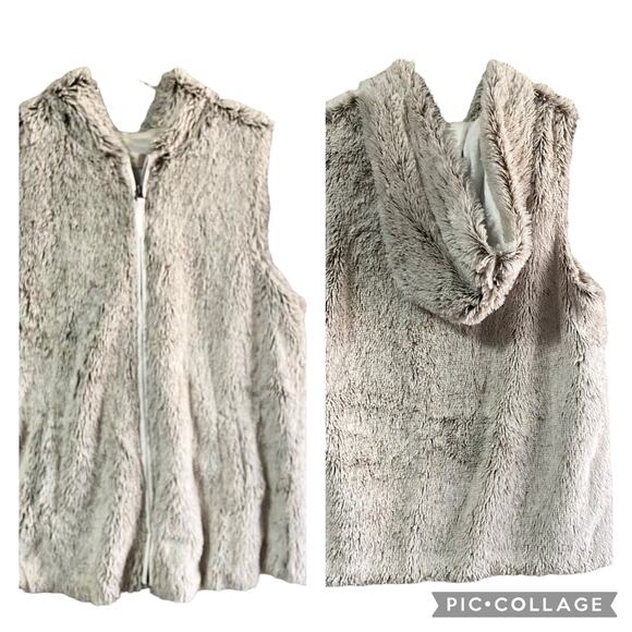 Altar'd State Faux Fur Teddy Hooded Vest Beige Cream Size Medium Zip Closure - Picture 1 of 10